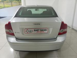 Volvo S40 1.8i - Image 6