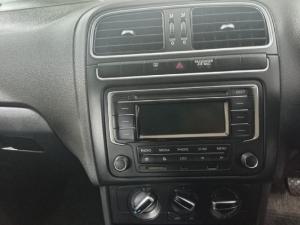 Volkswagen Polo sedan 1.6 Comfortline auto - Image 10