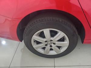 Volkswagen Polo sedan 1.6 Comfortline auto - Image 6