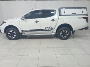 Mitsubishi Triton 2.4DI-D double cab 4x4 auto - Image 2
