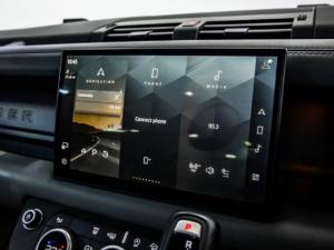 Land Rover Defender 110 D350 X-Dynamic HSE - Image 16