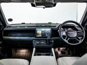 Land Rover Defender 110 D350 X-Dynamic HSE - Image 8