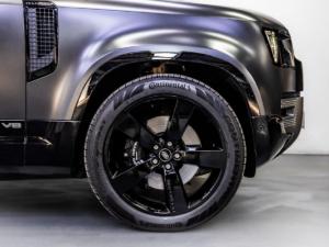 Land Rover Defender 110 V8 Carpathian Edition - Image 7