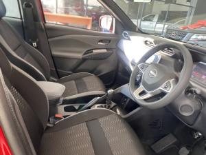 Nissan Magnite 1.0 Visia auto - Image 4