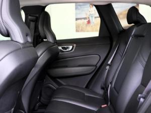 Volvo XC60 B5 AWD Plus Dark - Image 10