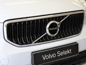 Volvo XC40 D4 AWD Momentum - Image 13
