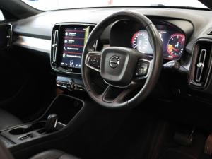 Volvo XC40 D4 AWD Momentum - Image 20