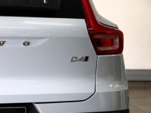 Volvo XC40 D4 AWD Momentum - Image 6