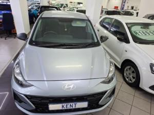 Hyundai Grand i10 1.0 Premium hatch - Image 2