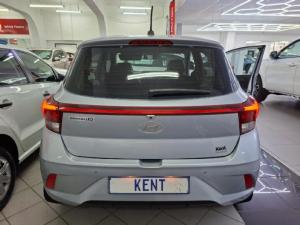 Hyundai Grand i10 1.0 Premium hatch - Image 4