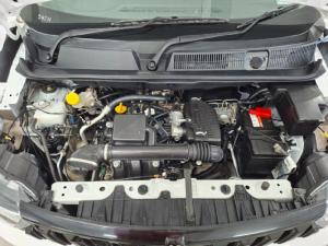 Renault Triber 1.0 Evolution - Image 21