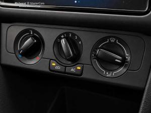 Volkswagen Polo Vivo hatch 1.4 Trendline - Image 18