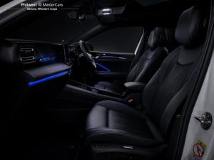 Volkswagen Tiguan 2.0TDI R-Line 4Motion - Image 17