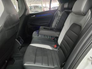 Volkswagen Golf 1.4TSI R-Line Plus - Image 7