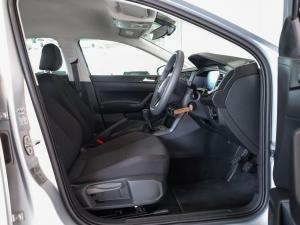 Volkswagen Polo hatch 1.0TSI - Image 12
