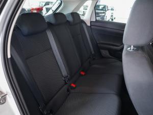 Volkswagen Polo hatch 1.0TSI - Image 15