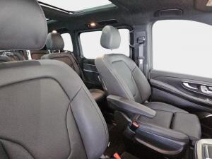 Mercedes-Benz V-Class V300d Exclusive - Image 18
