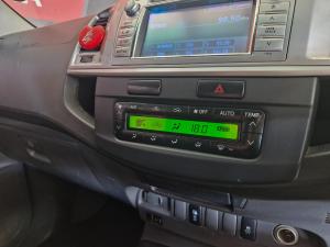 Toyota Hilux 3.0D-4D double cab 4x4 Raider Dakar edition - Image 16