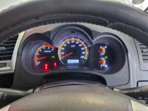 Toyota Hilux 3.0D-4D double cab 4x4 Raider Dakar edition - Image 18