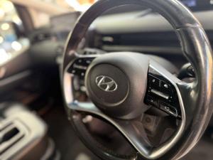 Hyundai Staria 2.2D Executive automatic - Image 12