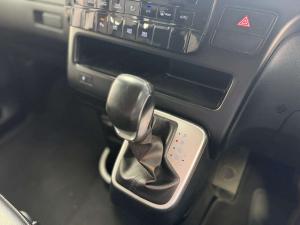 Hyundai Staria 2.2D Executive automatic - Image 17
