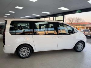 Hyundai Staria 2.2D Executive automatic - Image 5
