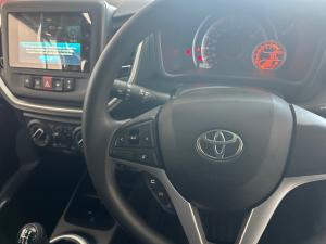 Toyota Vitz 1.0 XR manual - Image 9
