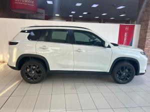 Toyota Urban Cruiser 1.5 XR manual - Image 3