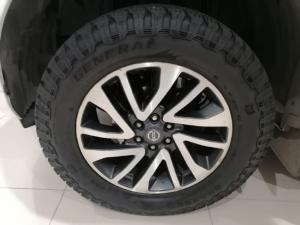 Nissan Navara 2.3D double cab Stealth auto - Image 7