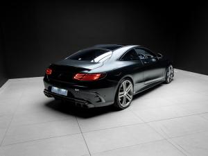 Mercedes-Benz S-Class S65 coupe - Image 15