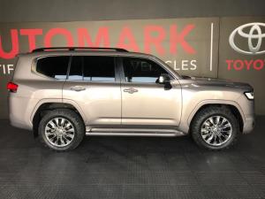 Toyota Land Cruiser 300 3.3D ZX - Image 3
