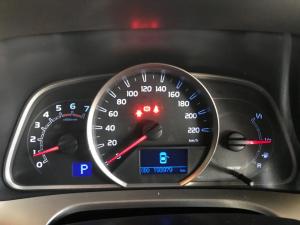 Toyota RAV4 2.2D-4D AWD VX - Image 14