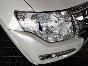 Mitsubishi Pajero 5-door 3.2DI-D GLS - Image 18
