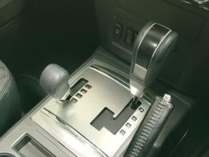 Mitsubishi Pajero 5-door 3.2DI-D GLS - Image 25
