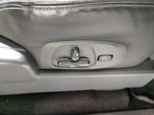 Mitsubishi Pajero 5-door 3.2DI-D GLS - Image 9