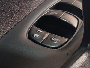 Nissan X-Trail 2.5 4x4 Tekna - Image 26