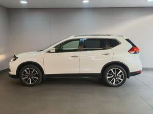 Nissan X-Trail 2.5 4x4 Tekna - Image 4