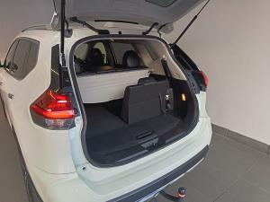 Nissan X-Trail 2.5 4x4 Tekna - Image 8