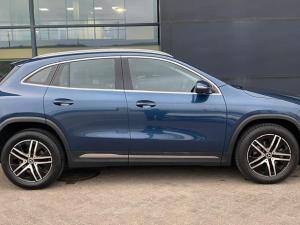 Mercedes-Benz GLA GLA200d Progressive - Image 5