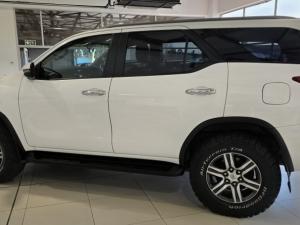 Toyota Fortuner 2.4GD-6 auto - Image 4