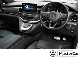 Mercedes-Benz V300d Executive - Image 7