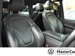 Mercedes-Benz V300d Executive - Image 8