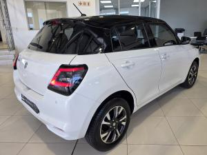 Suzuki Swift 1.2 GLX manual - Image 11