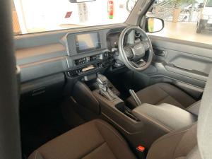Toyota Land Cruiser FJ 2.7 4x4 GX - Image 11