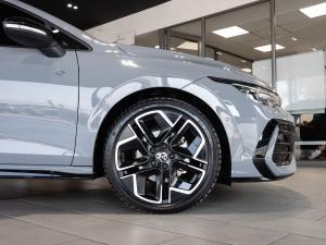 Volkswagen Golf 1.4TSI R-Line - Image 8