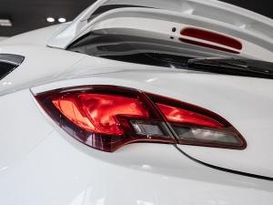Opel Astra OPC - Image 25