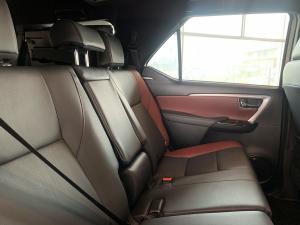 Toyota Fortuner 2.8GD-6 4x4 VX - Image 10