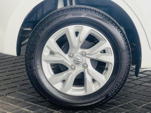 Suzuki Swift 1.2 GL+ manual - Image 17