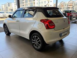 Suzuki Swift 1.2 GLX manual - Image 12