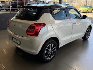 Suzuki Swift 1.2 GLX manual - Image 5